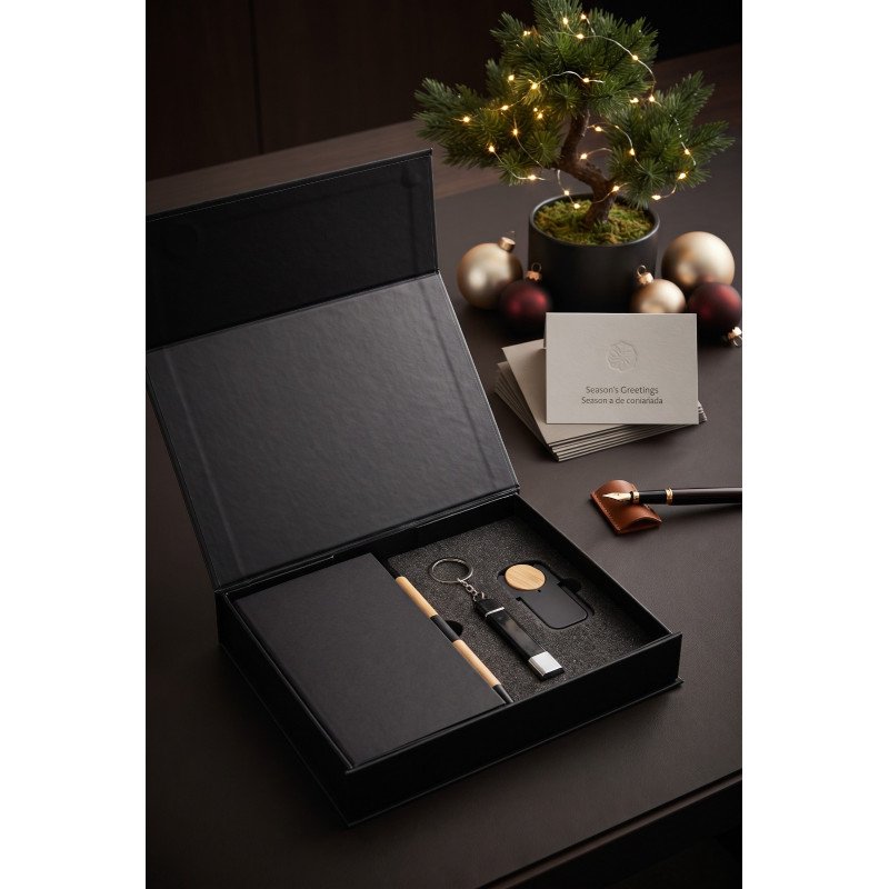 Kit Navideño Ejecutivo Negro con Libreta y Linterna