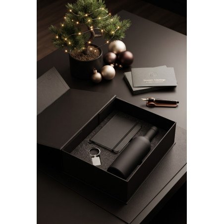 Kit Navideño Black: Libreta, Set de vino y Llavero